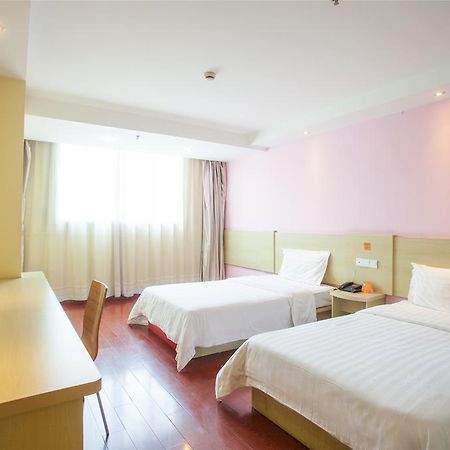 7Days Inn Guangzhou New Tianhe Park Bagian luar foto