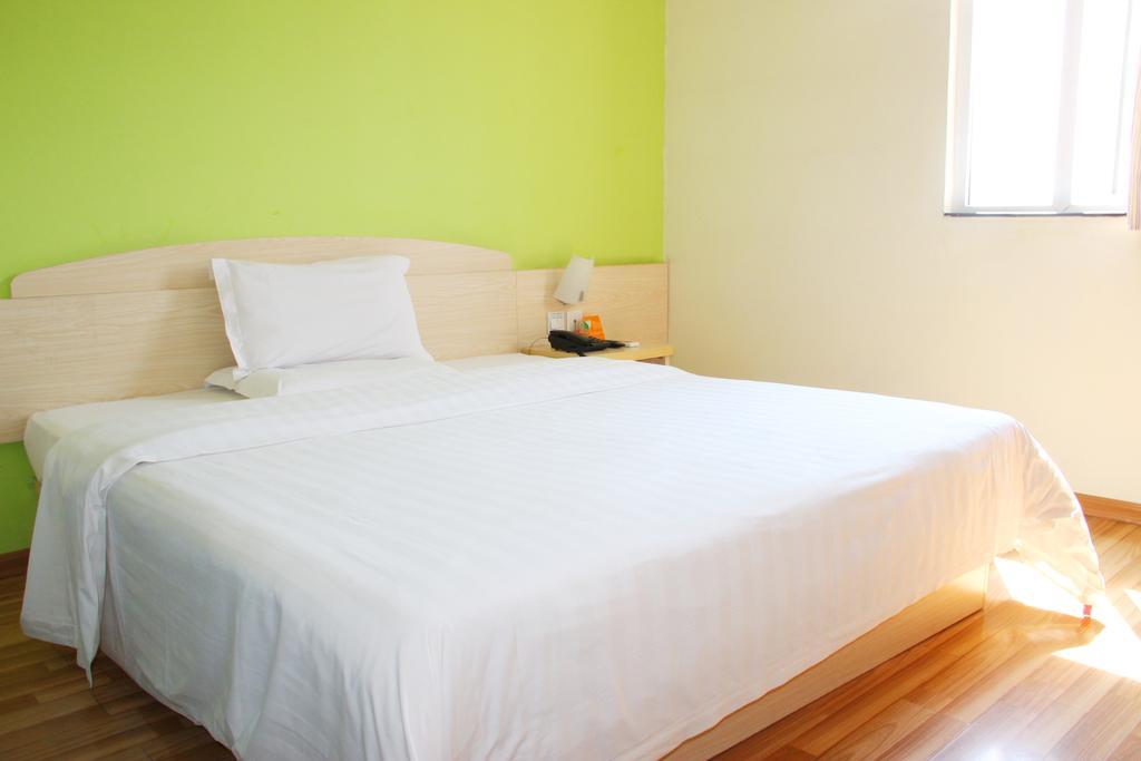 7Days Inn Guangzhou New Tianhe Park Bagian luar foto
