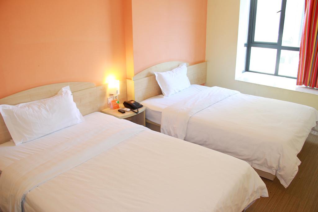 7Days Inn Guangzhou New Tianhe Park Bagian luar foto