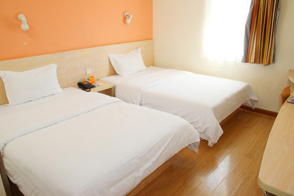 7Days Inn Guangzhou New Tianhe Park Bagian luar foto